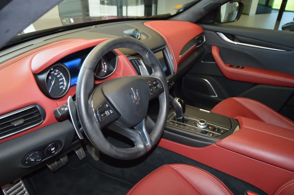 Maserati Levante foto 3