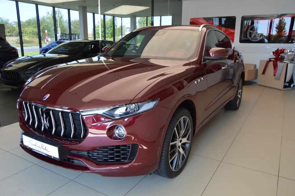 Maserati Levante foto 5