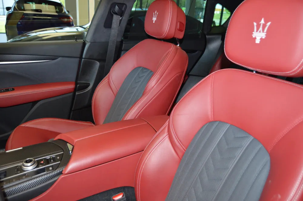 Maserati Levante foto 11