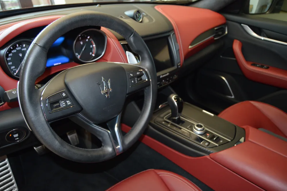 Maserati Levante foto 16