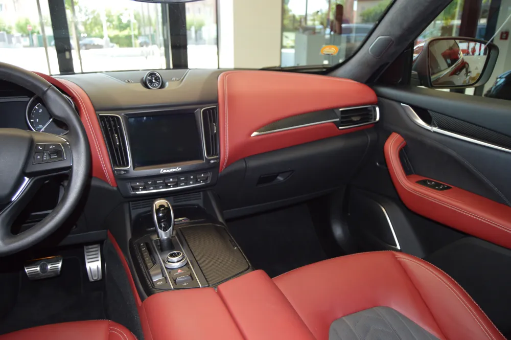 Maserati Levante foto 17