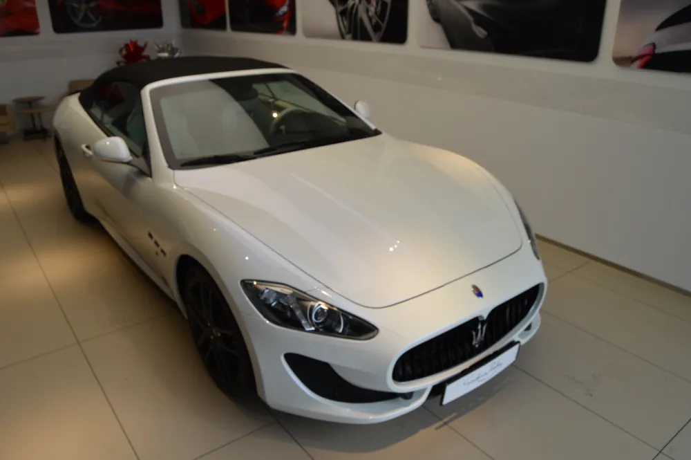 Maserati GranCabrio foto 4