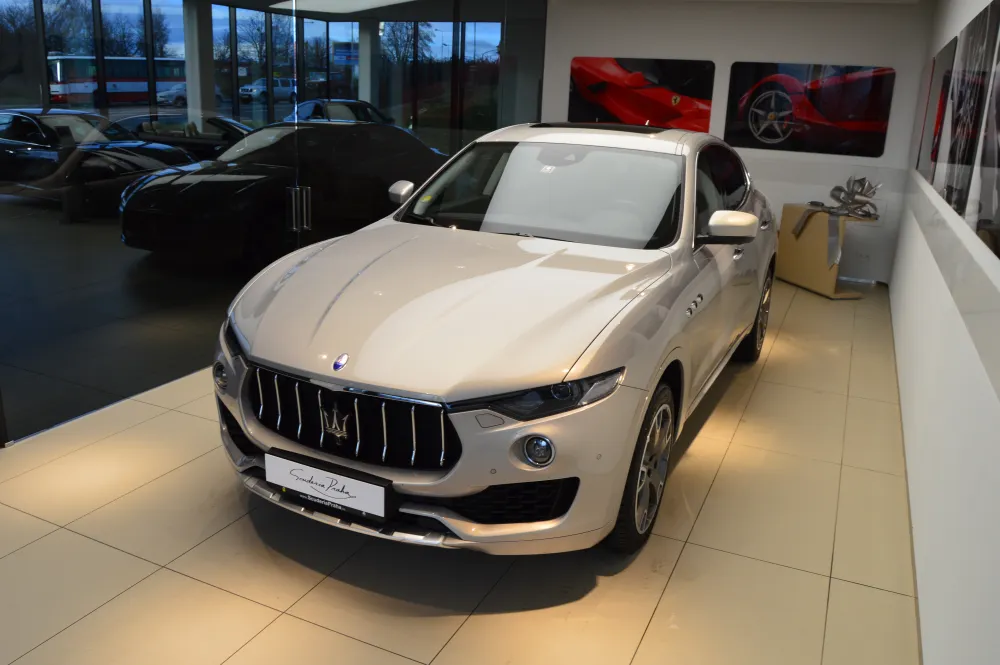 Maserati Levante foto 1