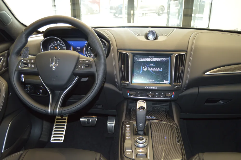 Maserati Levante foto 14