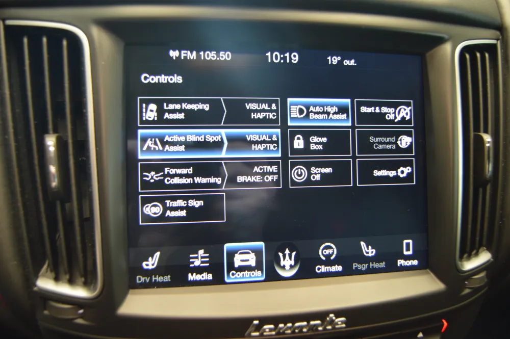 Maserati Levante foto 16