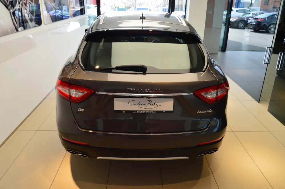 Maserati Levante foto 5