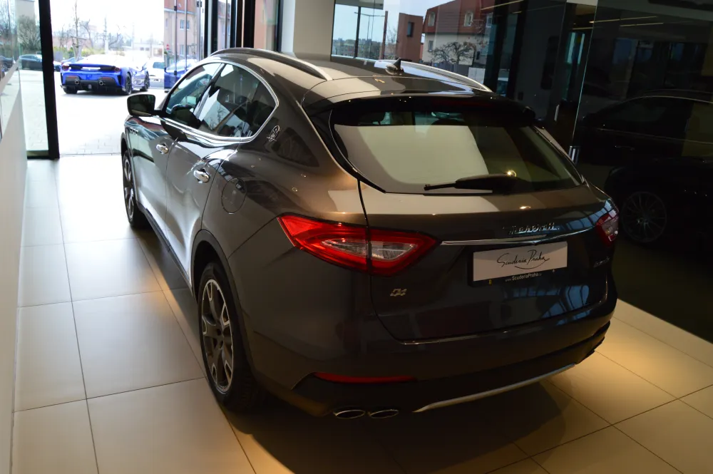 Maserati Levante foto 6