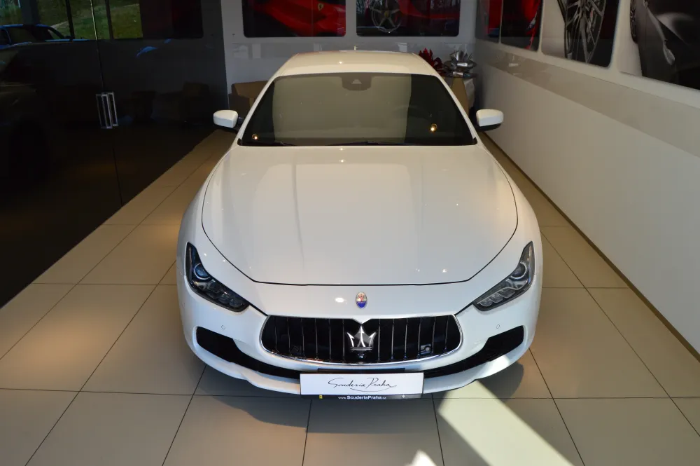 Maserati Ghibli foto 2