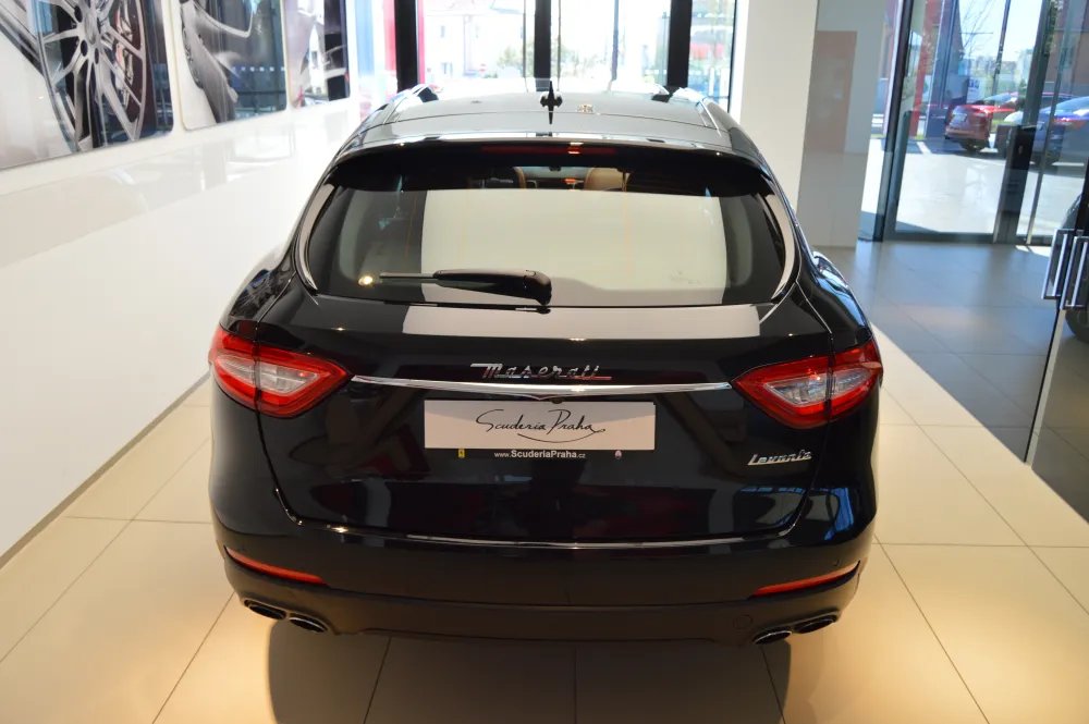 Maserati Levante foto 5