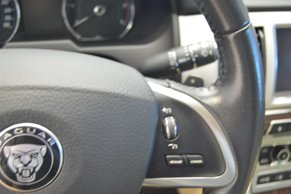 Jaguar XF 2.2D Sportbrake foto 16