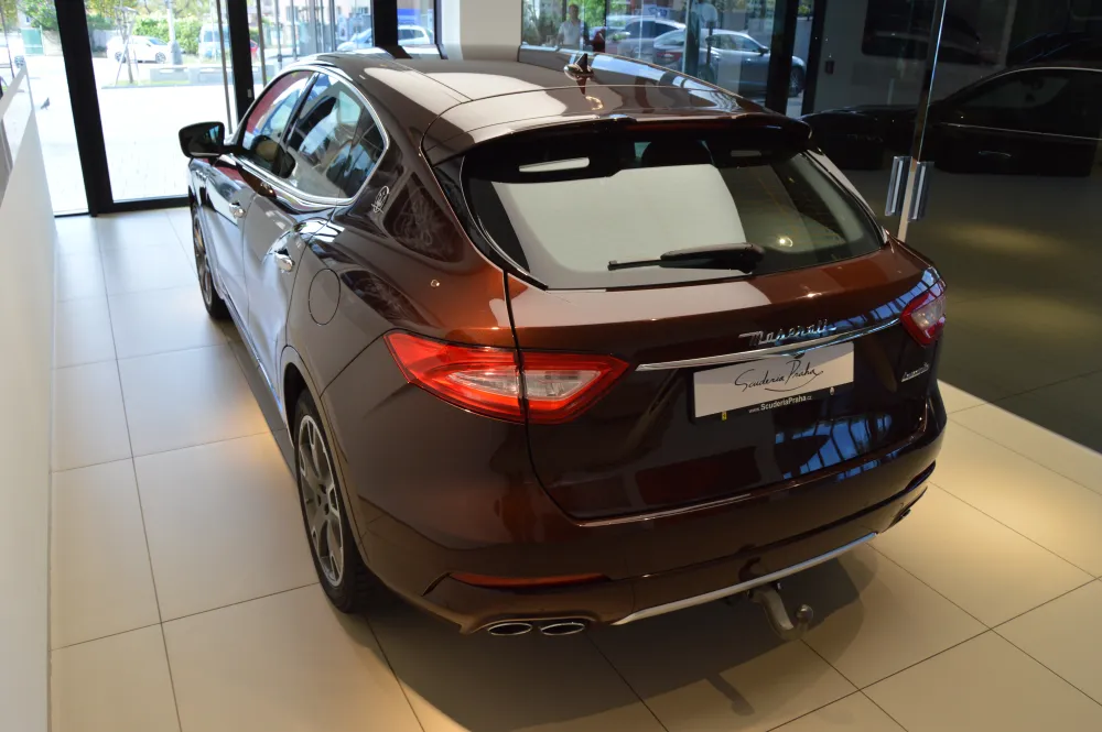 Maserati Levante foto 6