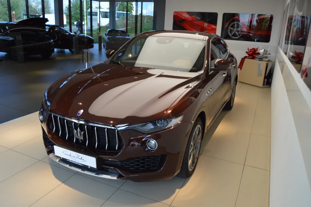 Maserati Levante foto 1