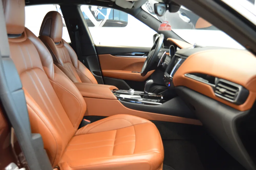 Maserati Levante foto 10
