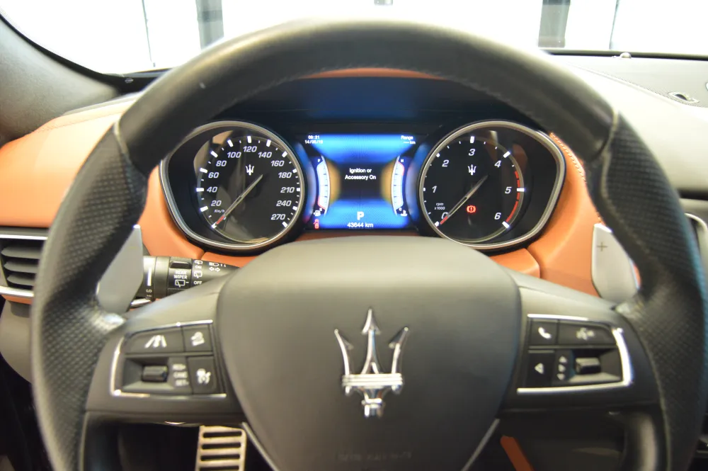 Maserati Levante foto 12