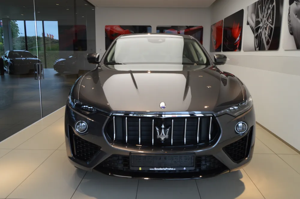 Maserati Levante foto 4