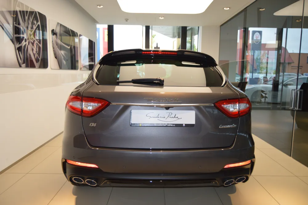 Maserati Levante foto 6