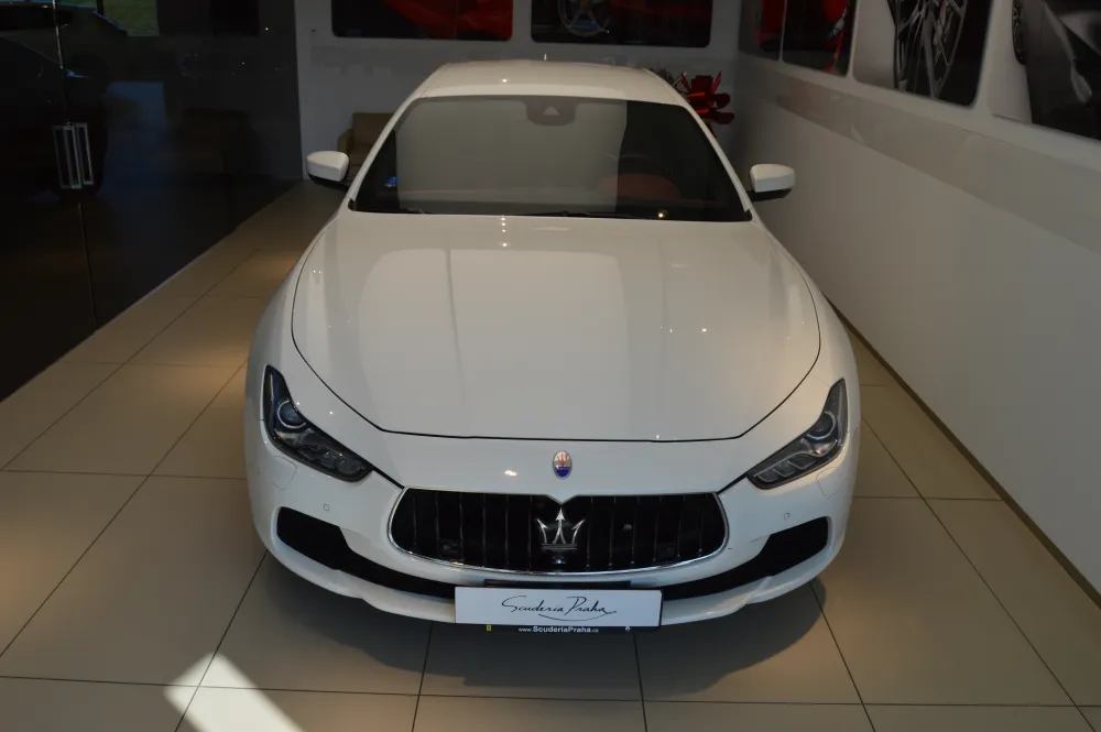 Maserati Ghibli foto 2