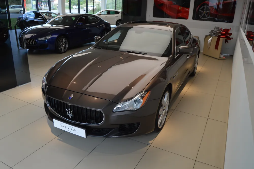 Maserati Quattroporte foto 1