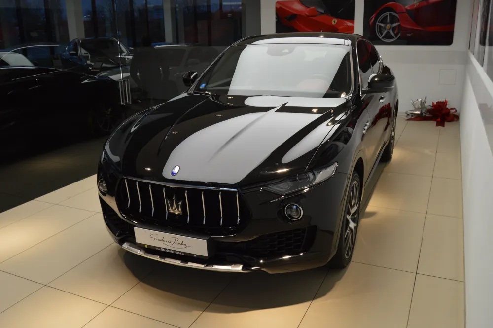 Maserati Levante foto 1