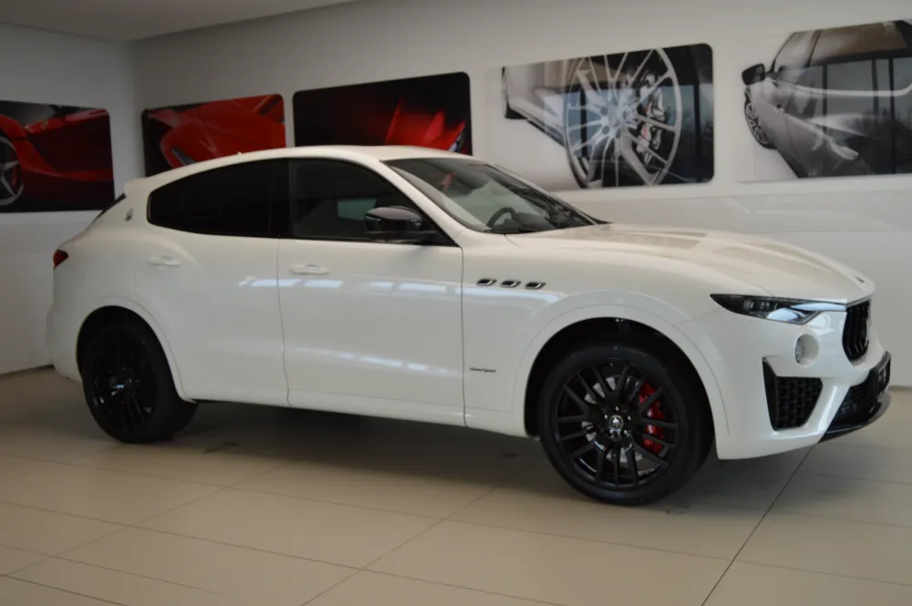 Maserati Levante foto 15