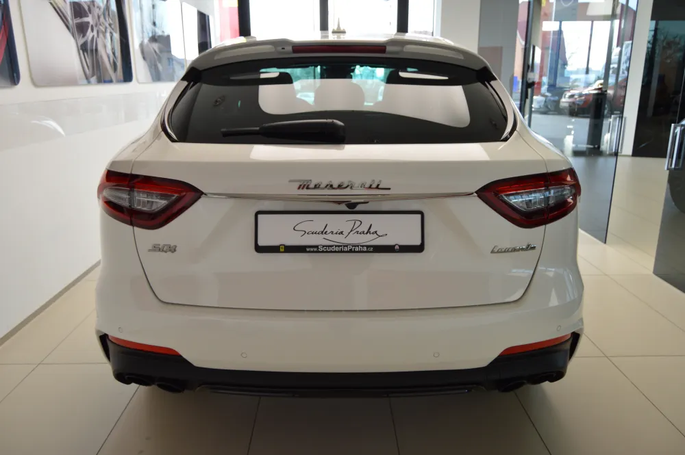 Maserati Levante foto 5