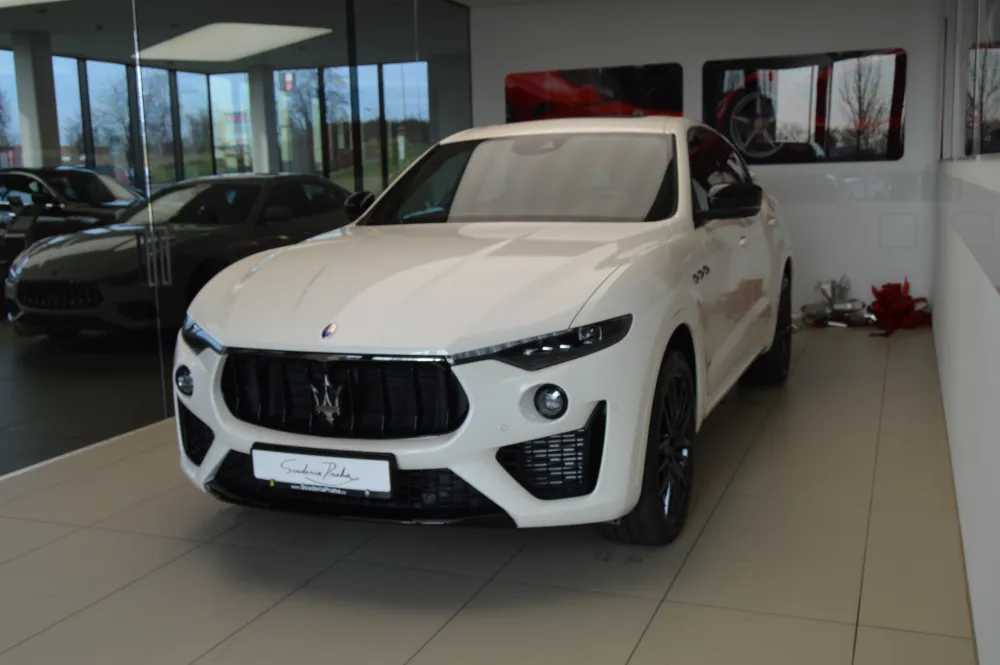 Maserati Levante foto 1