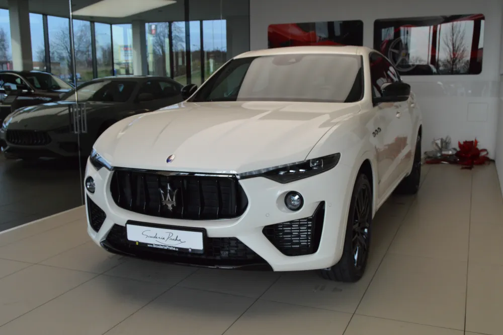 Maserati Levante foto 17