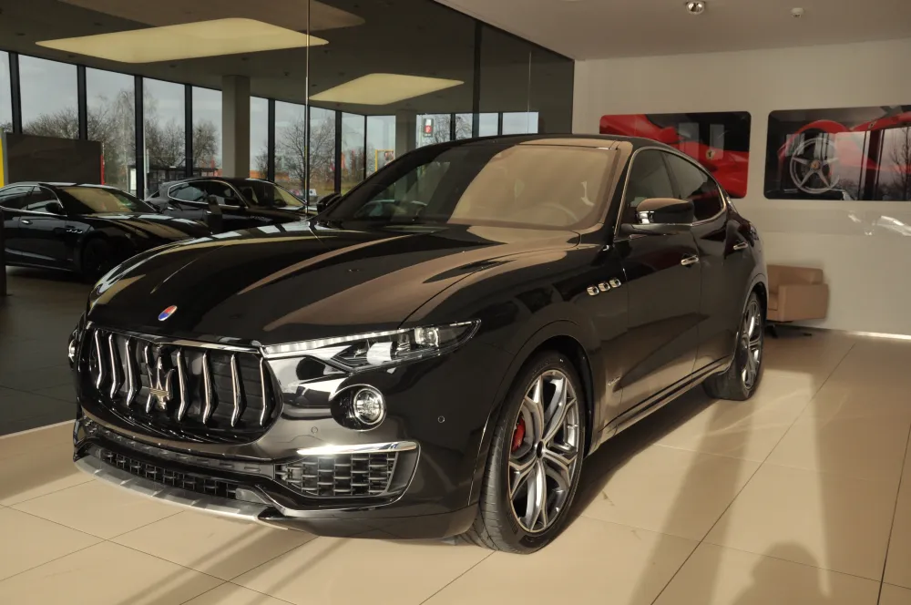 Maserati Levante foto 1