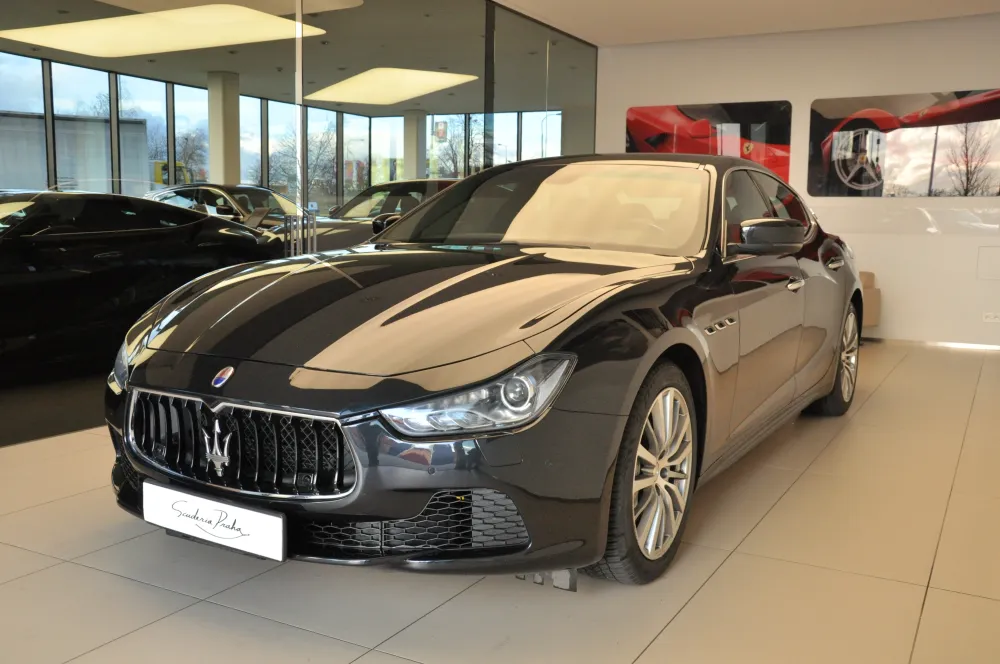 Maserati Ghibli foto 1