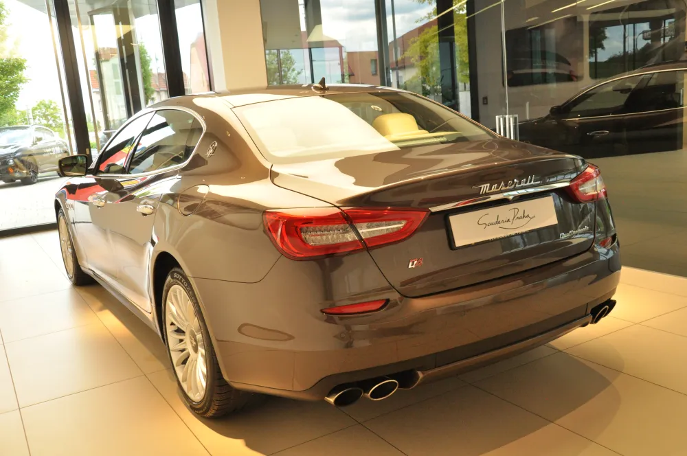 Maserati Quattroporte foto 6