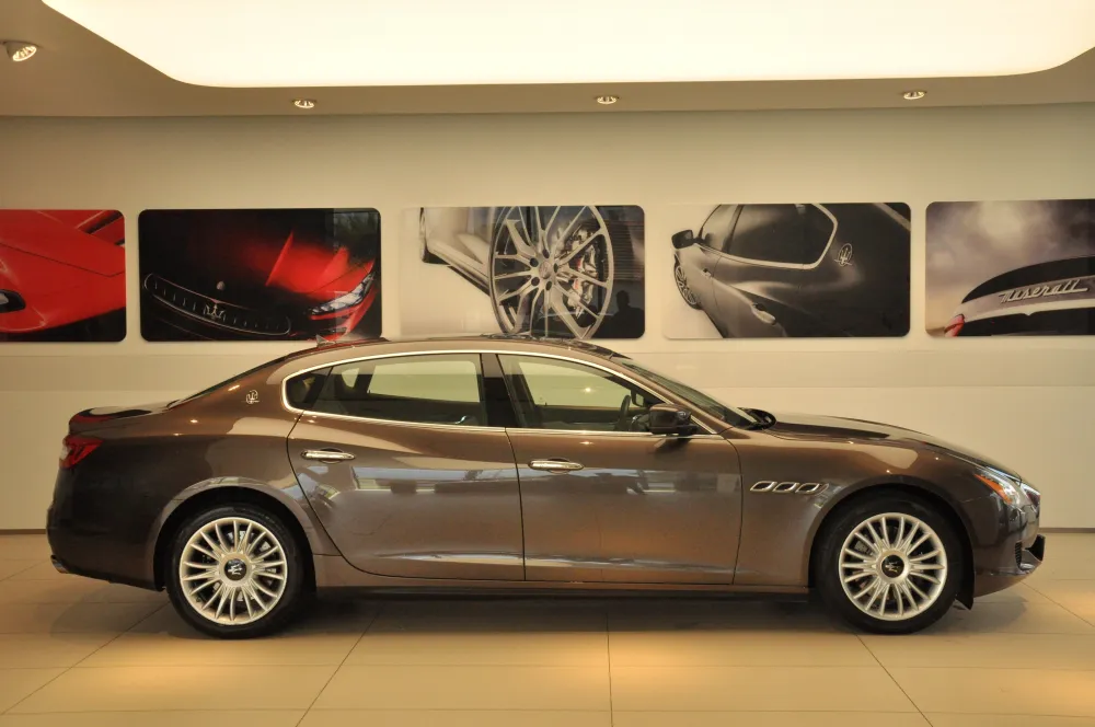 Maserati Quattroporte foto 8