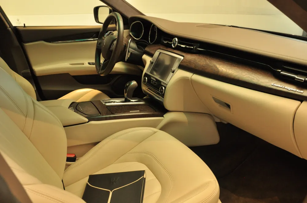 Maserati Quattroporte foto 12