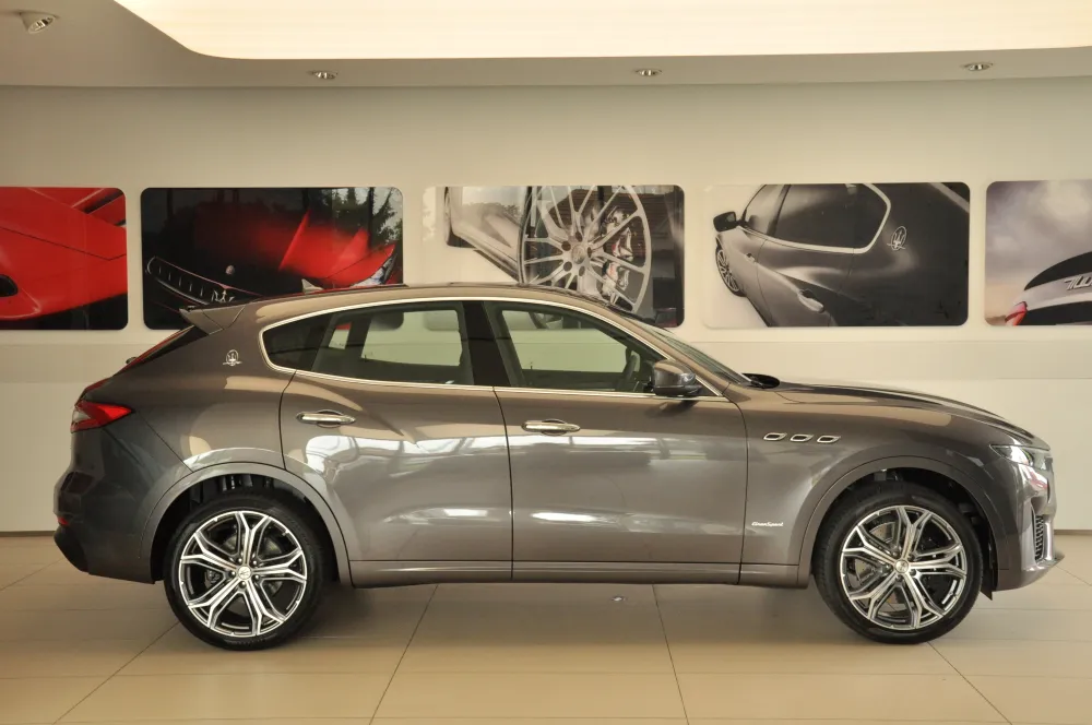 Maserati Levante foto 2