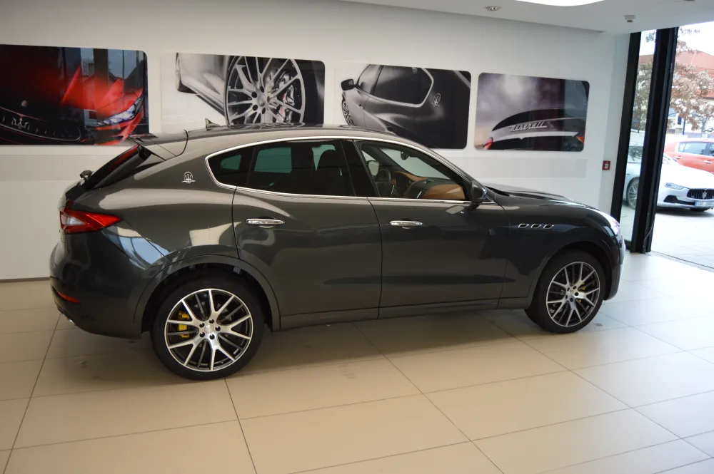 Maserati Levante foto 9