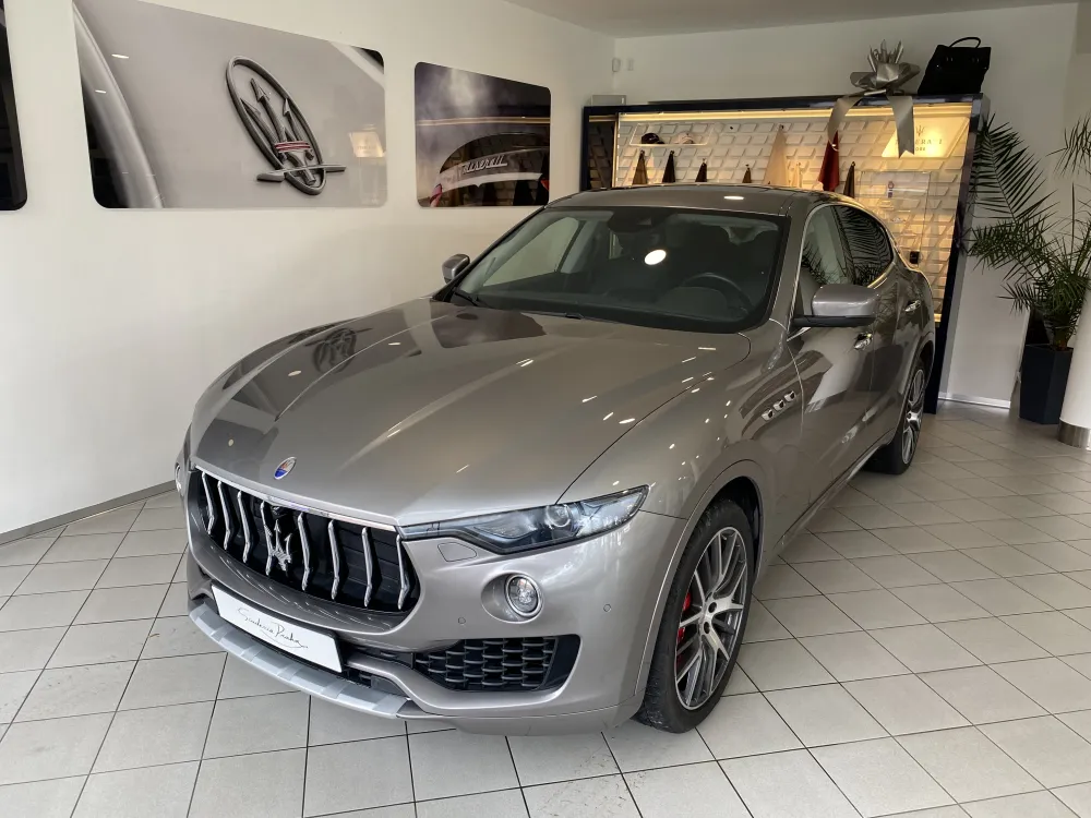 Maserati Levante foto 1