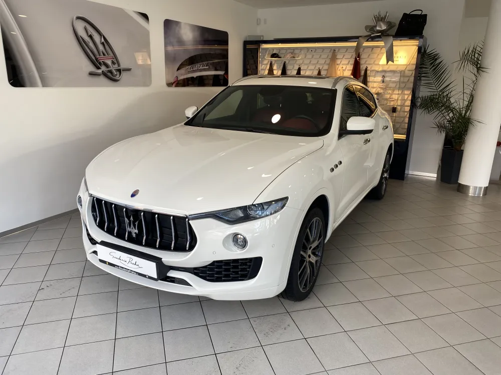 Maserati Levante foto 1