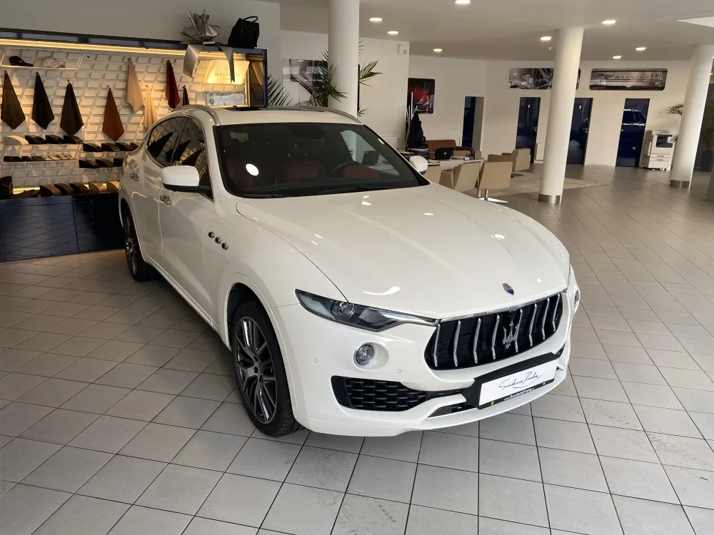 Maserati Levante foto 3