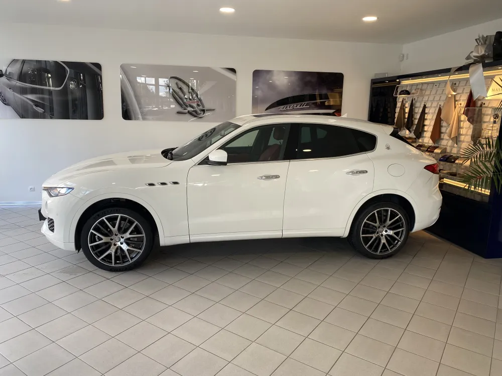 Maserati Levante foto 4