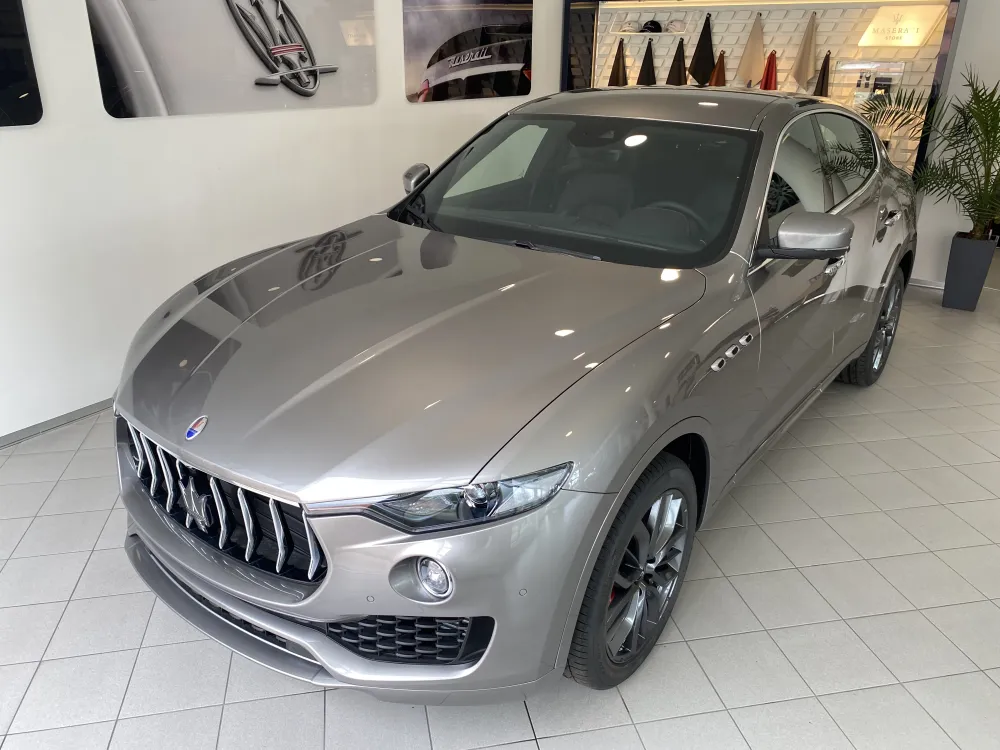 Maserati Levante foto 1