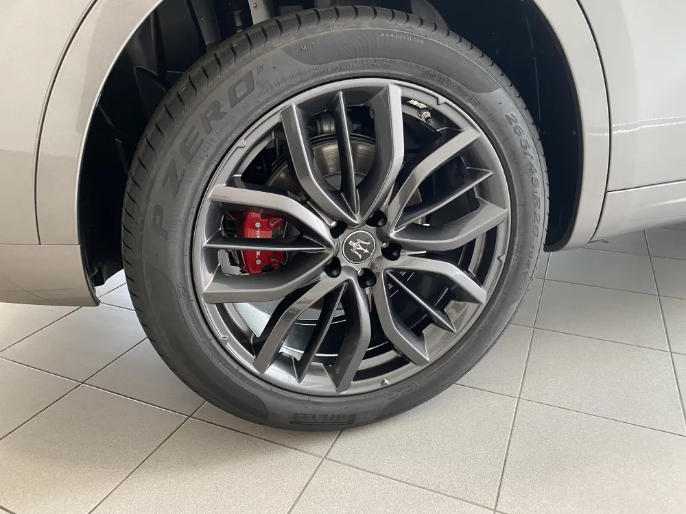 Maserati Levante foto 7