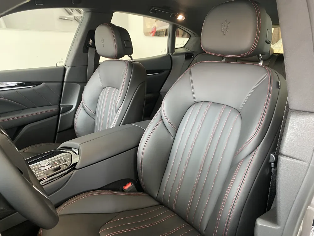 Maserati Levante foto 8