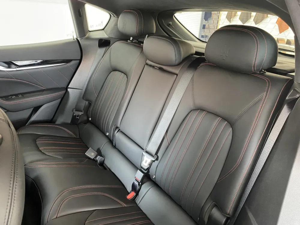 Maserati Levante foto 14