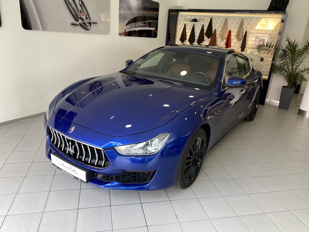 Maserati Ghibli foto 1