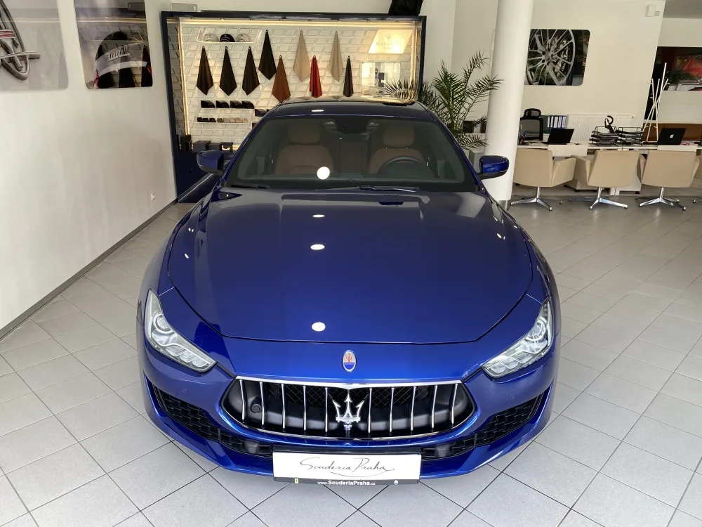 Maserati Ghibli foto 2