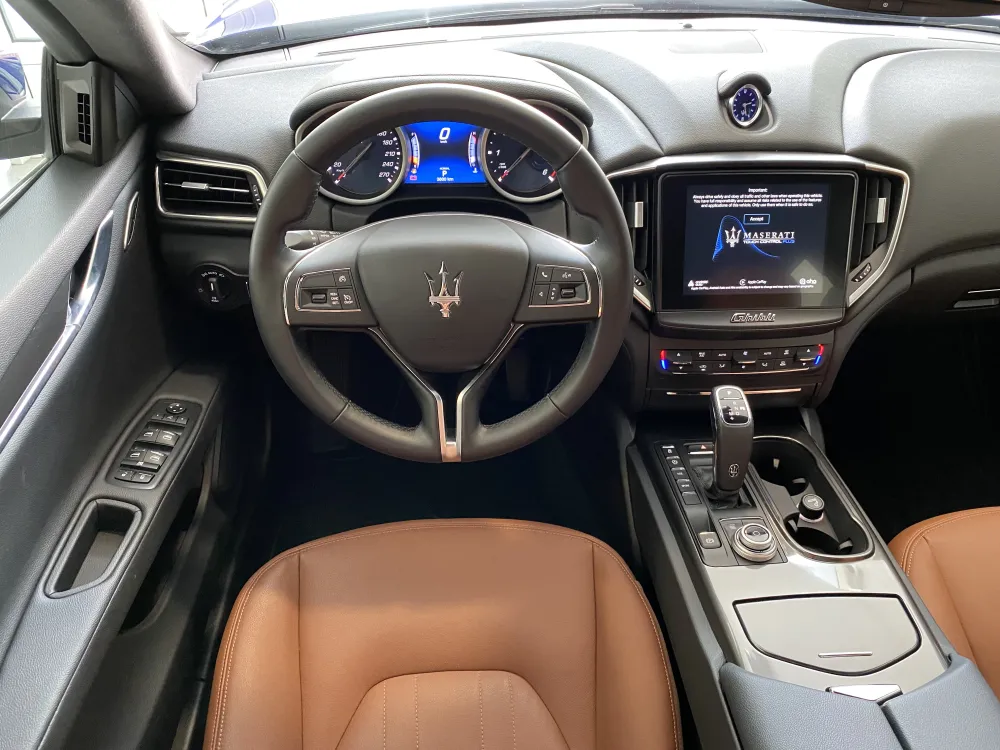 Maserati Ghibli foto 9