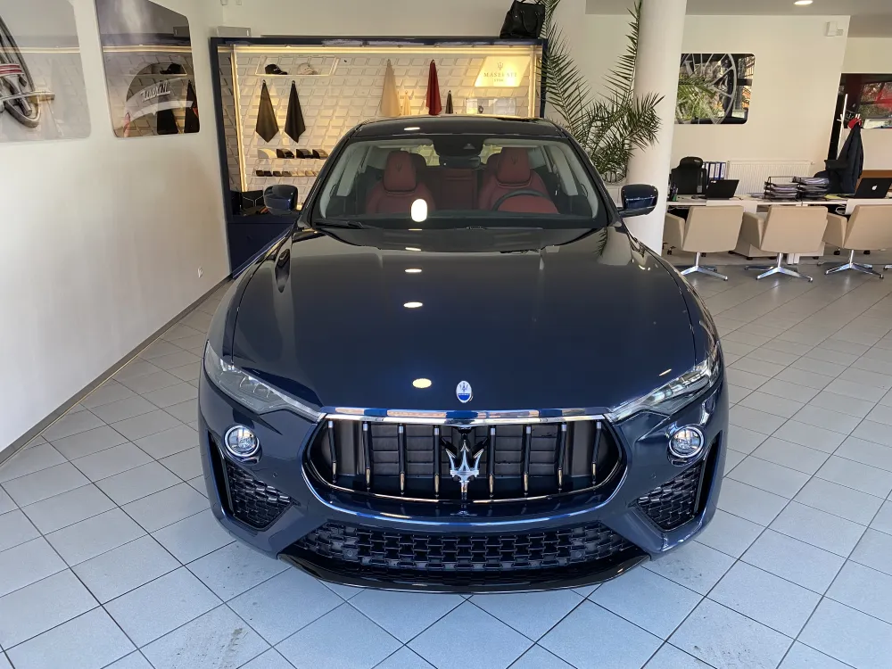 Maserati Levante foto 2