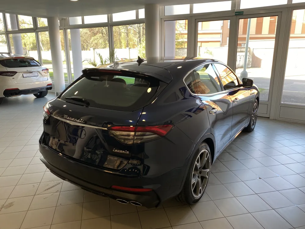 Maserati Levante foto 7