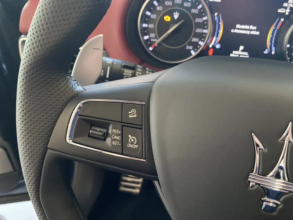 Maserati Levante foto 17