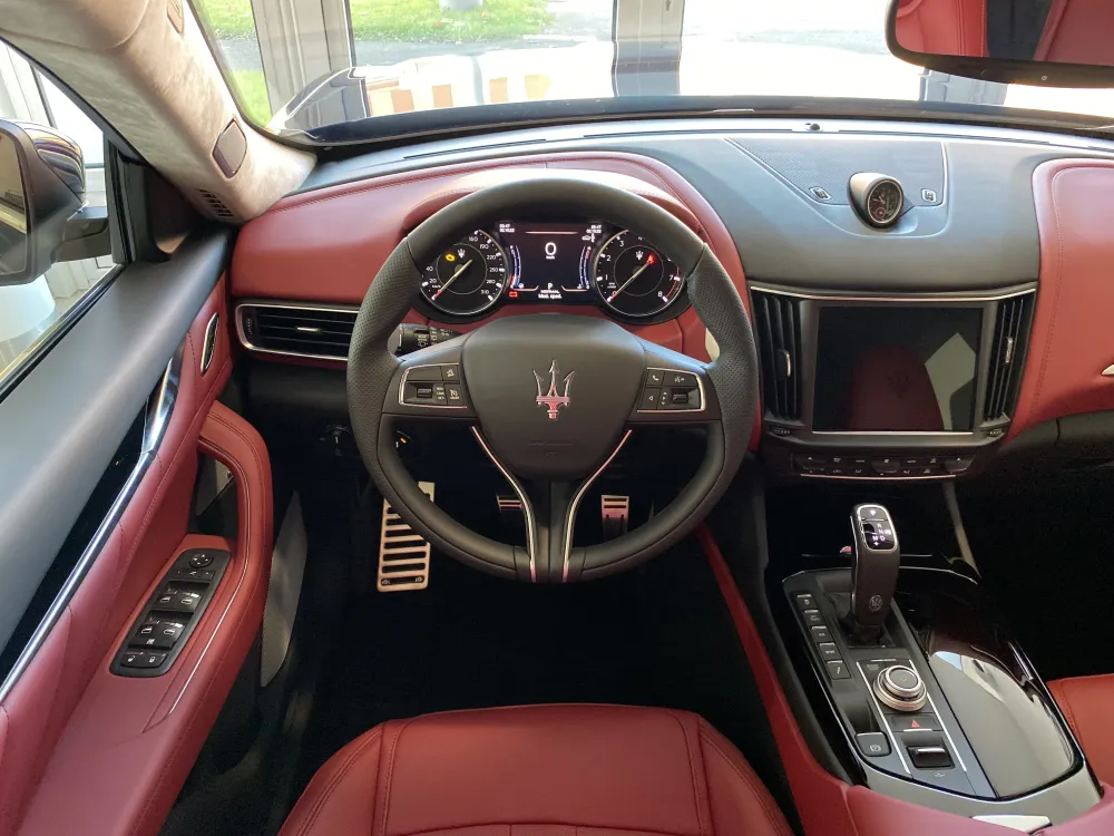 Maserati Levante foto 18