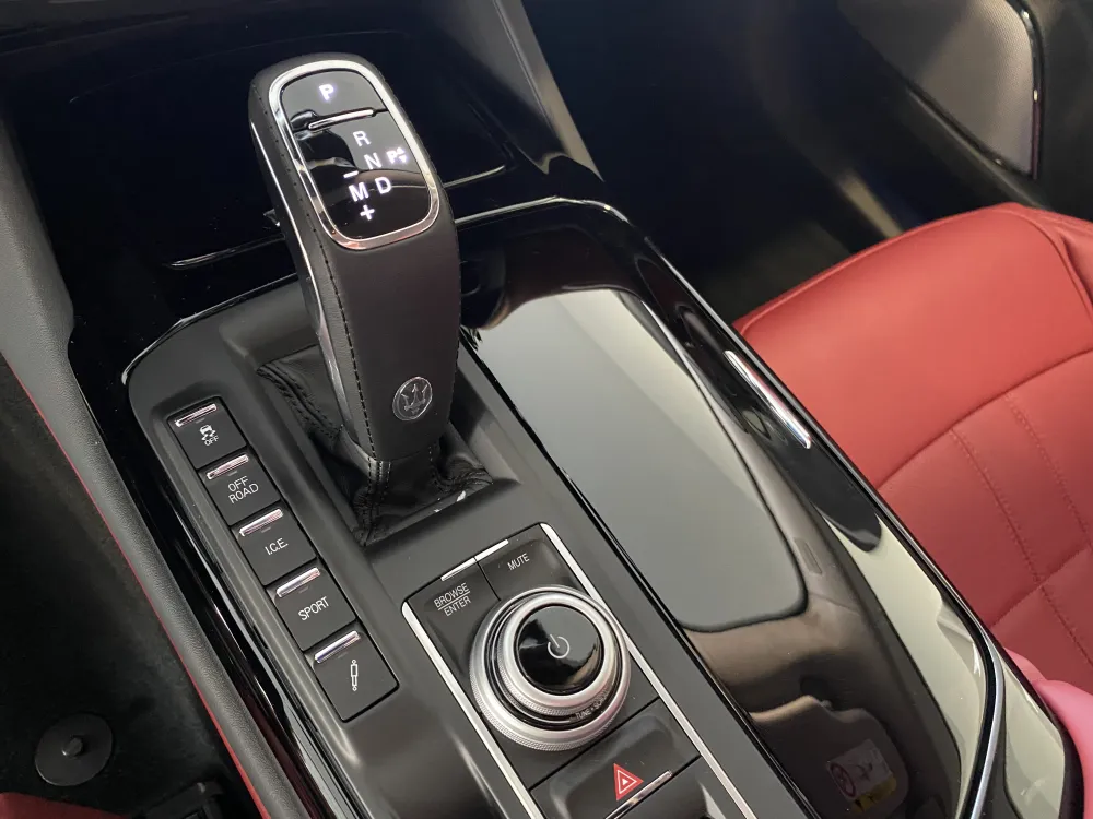 Maserati Levante foto 20